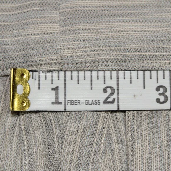 Italo Ferretti NWT Chino / Bermuda Shorts Size XL in Gray Melange Cotton & Linen